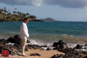 Groom Nervoisly waiting