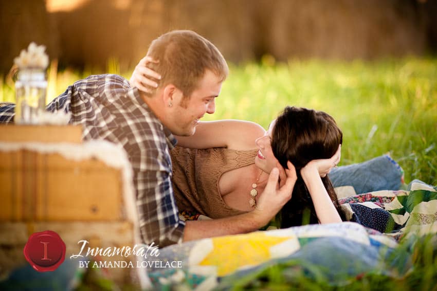 outside engagement photos pose chattanooga tn photographer