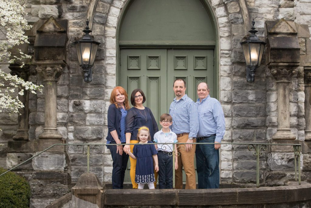 Family_portrait_portfolio_image_by_Chattanooga_based_Innamorata_Photography_BigBlackFamily00039C - Copy (2)