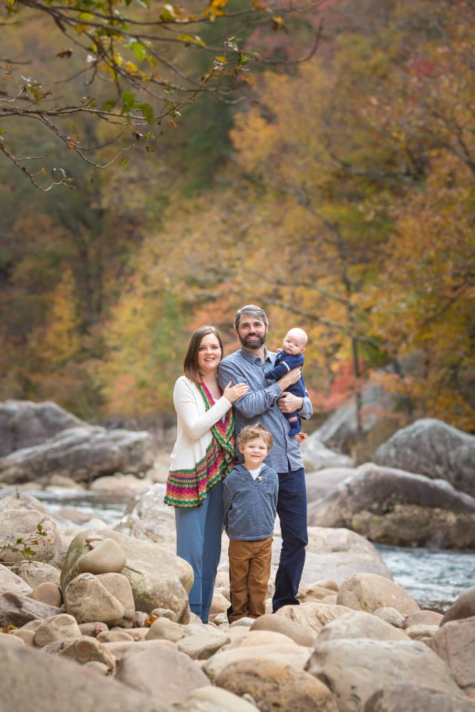 Family_portrait_portfolio_image_by_Chattanooga_based_Innamorata_Photography_RachelFamilyFall201800007C