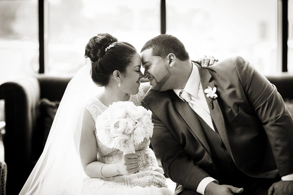 Forever_wedding_portrait_portfolio_image_by_Chattanooga_based_Innamorata_Photography_ArielleBrandonWed00386M