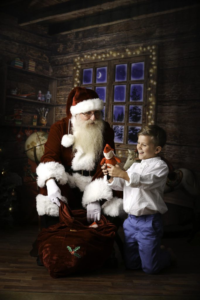 Santa_portrait_portfolio_image_by_Chattanooga_based_Innamorata_Photography_AmyJohnsonSanta-6