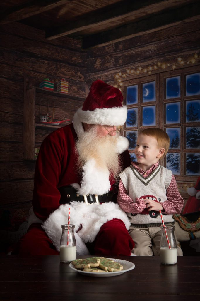 Santa_portrait_portfolio_image_by_Chattanooga_based_Innamorata_Photography_Collins0026C
