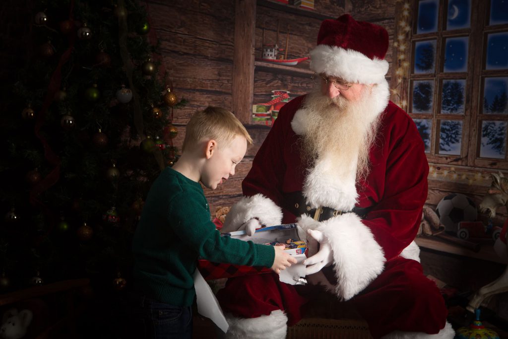 Santa_portrait_portfolio_image_by_Chattanooga_based_Innamorata_Photography_Kirby0068C