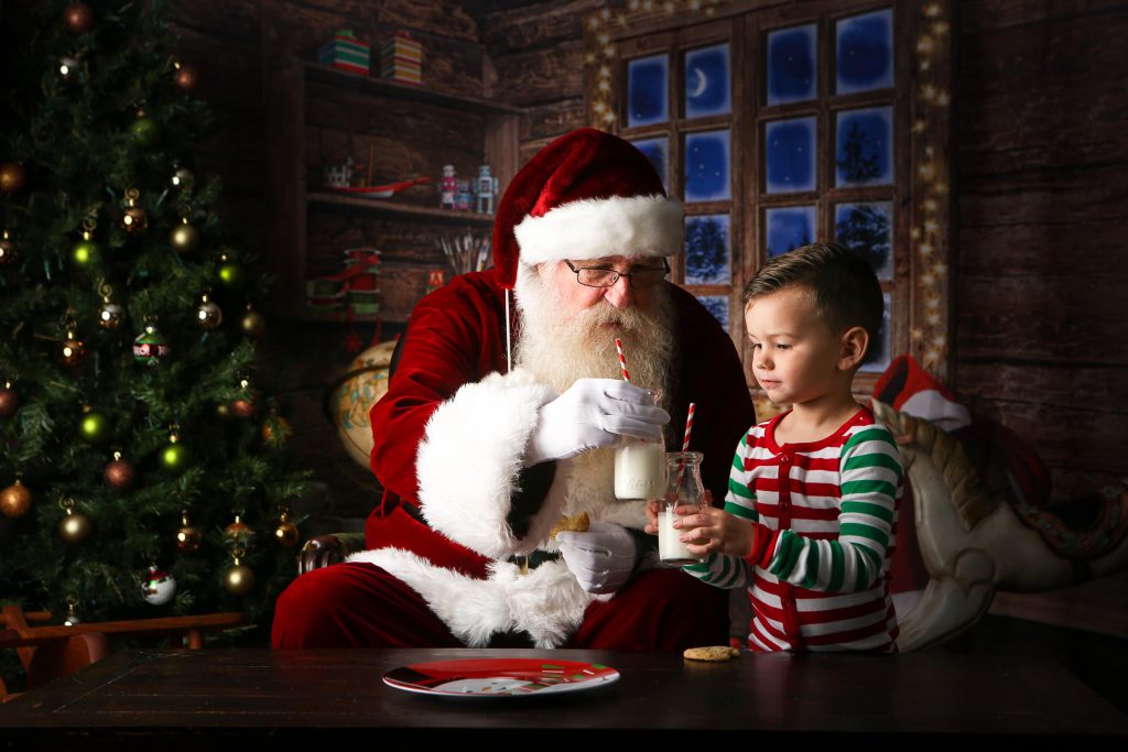 Santa_portrait_portfolio_image_by_Chattanooga_based_Innamorata_Photography_PhillipsSanta-12