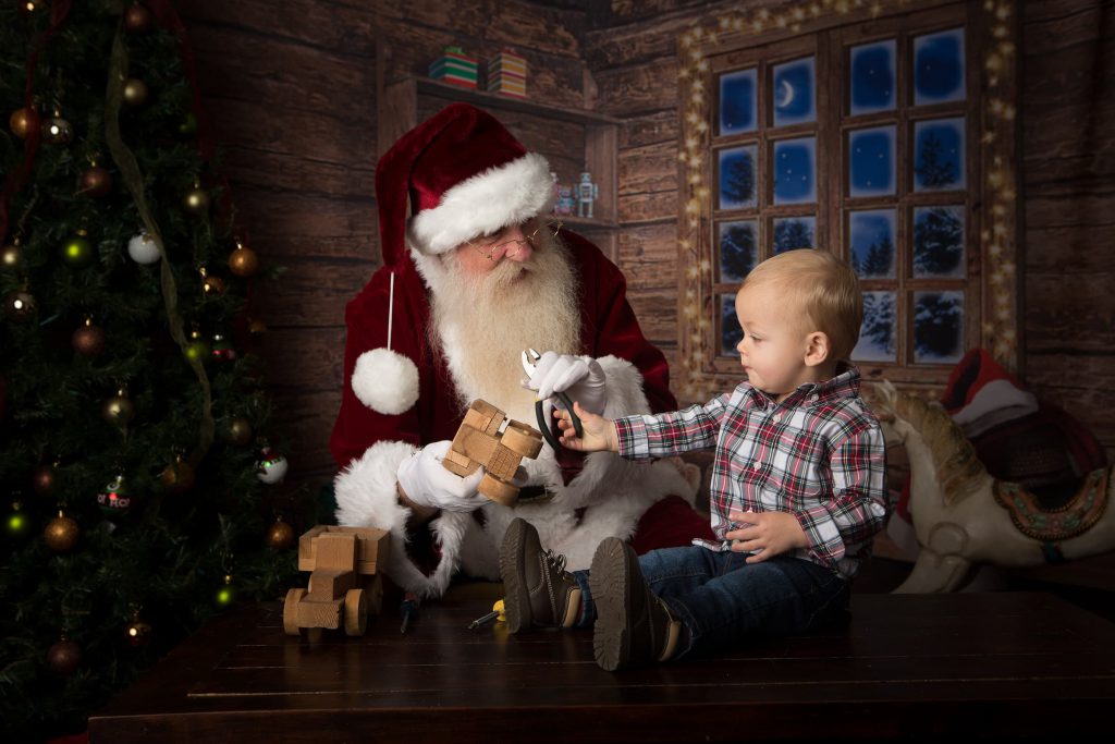 Santa_portrait_portfolio_image_by_Chattanooga_based_Innamorata_Photography_SR0A4622