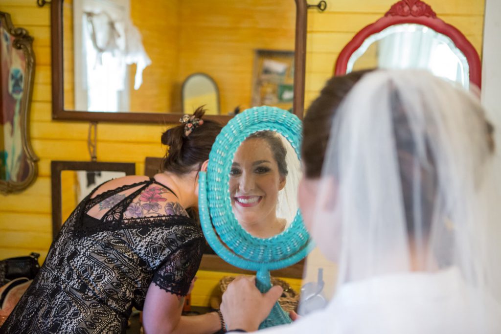 Wedding_anticipation_portfolio_image_by_Chattanooga_based_Innamorata_Photography_CarolineShotWed0042C