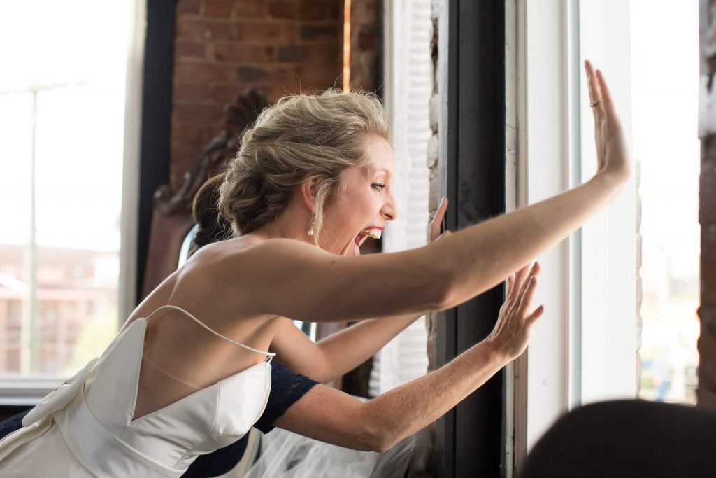 Wedding_anticipation_portfolio_image_by_Chattanooga_based_Innamorata_Photography_MEL_3312