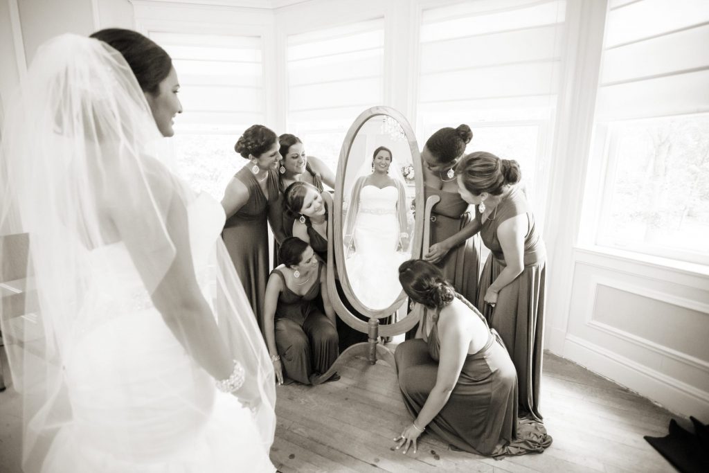 Wedding_anticipation_portfolio_image_by_Chattanooga_based_Innamorata_Photography_NandaniDrewWed00170M