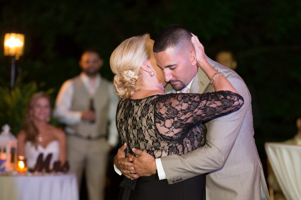 Wedding_celebration_portfolio_image_by_Chattanooga_based_Innamorata_Photography_6N5C5972