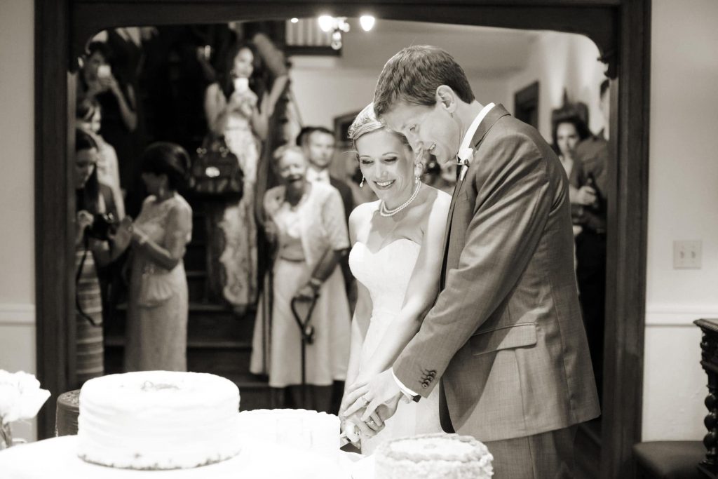 Wedding_celebration_portfolio_image_by_Chattanooga_based_Innamorata_Photography_AleciaBradleyWed00378_M