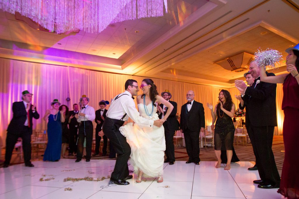 Wedding_celebration_portfolio_image_by_Chattanooga_based_Innamorata_Photography_AllisonGusWed00923_C