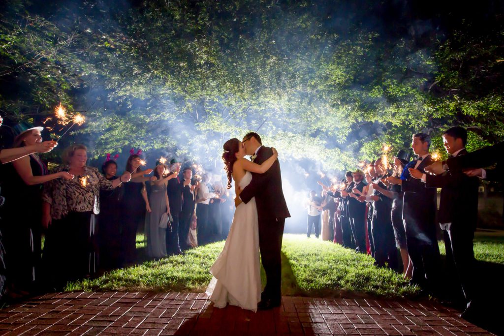 Wedding_celebration_portfolio_image_by_Chattanooga_based_Innamorata_Photography_AllisonGusWed00958_C