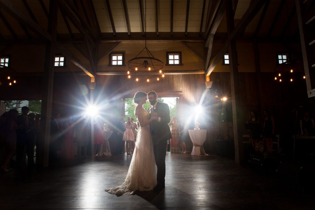 Wedding_celebration_portfolio_image_by_Chattanooga_based_Innamorata_Photography_DottieMichaelWED01377C