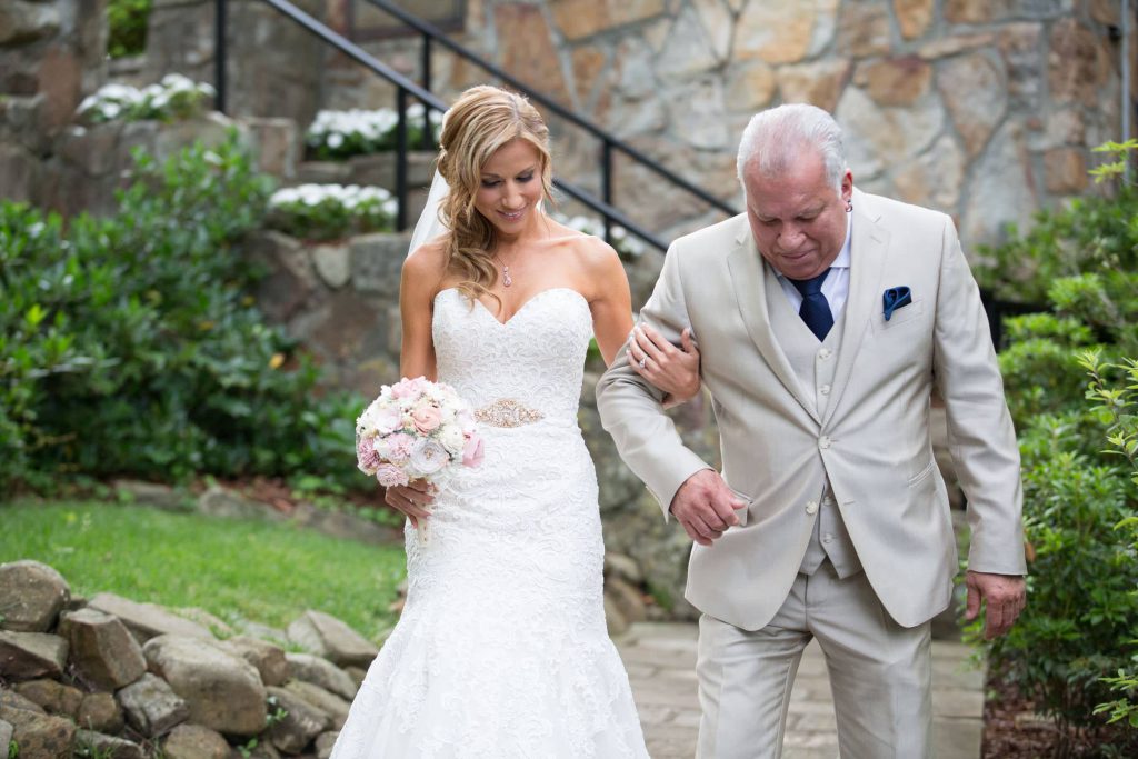 Wedding_ceremony_portfolio_image_by_Chattanooga_based_Innamorata_Photography_6N5C4621