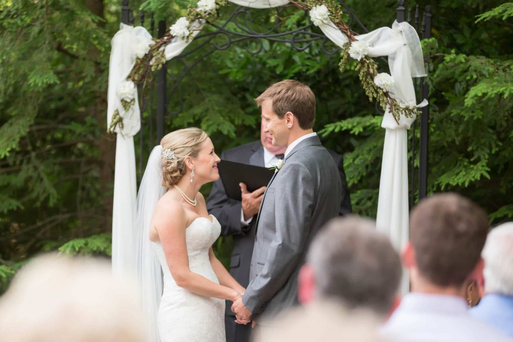 Wedding_ceremony_portfolio_image_by_Chattanooga_based_Innamorata_Photography_AleciaBradleyWed00232_C