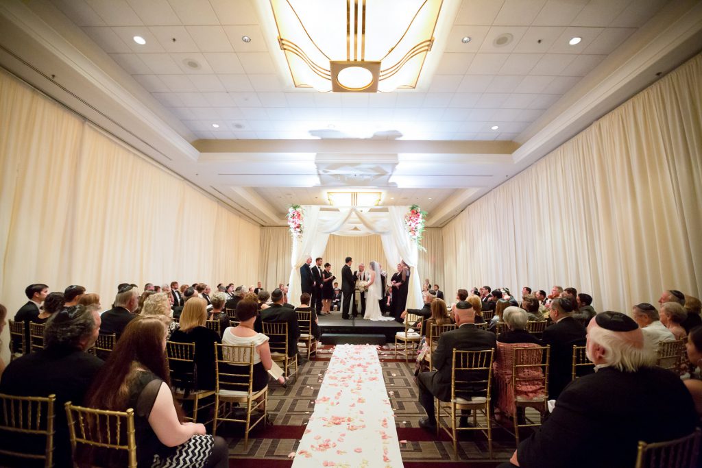 Wedding_ceremony_portfolio_image_by_Chattanooga_based_Innamorata_Photography_AllisonGusWed00391_C