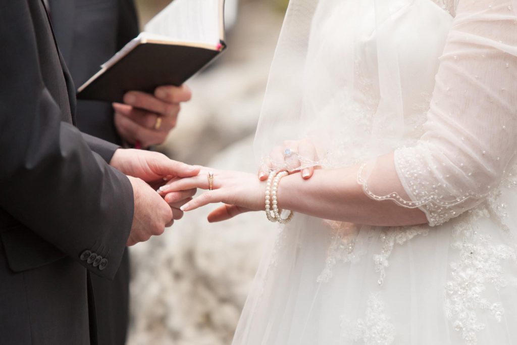 Wedding_ceremony_portfolio_image_by_Chattanooga_based_Innamorata_Photography_LauraChrisWed00235_C