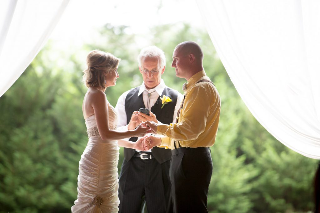 Wedding_ceremony_portfolio_image_by_Chattanooga_based_Innamorata_Photography_LindsayBenWedding00249C