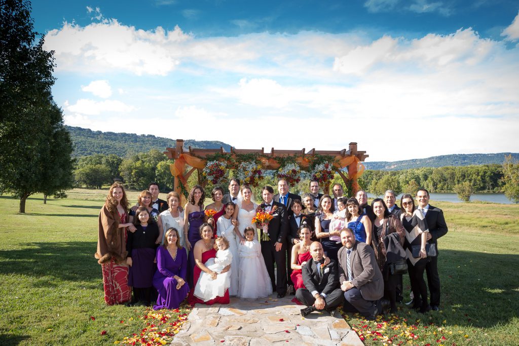 Wedding_party_and_family_portfolio_image_by_Chattanooga_based_Innamorata_Photography_AmyJuanWed00340C