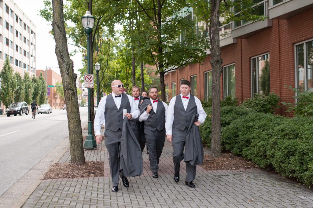 Wedding_party_and_family_portfolio_image_by_Chattanooga_based_Innamorata_Photography_AnneBrianWed00037C