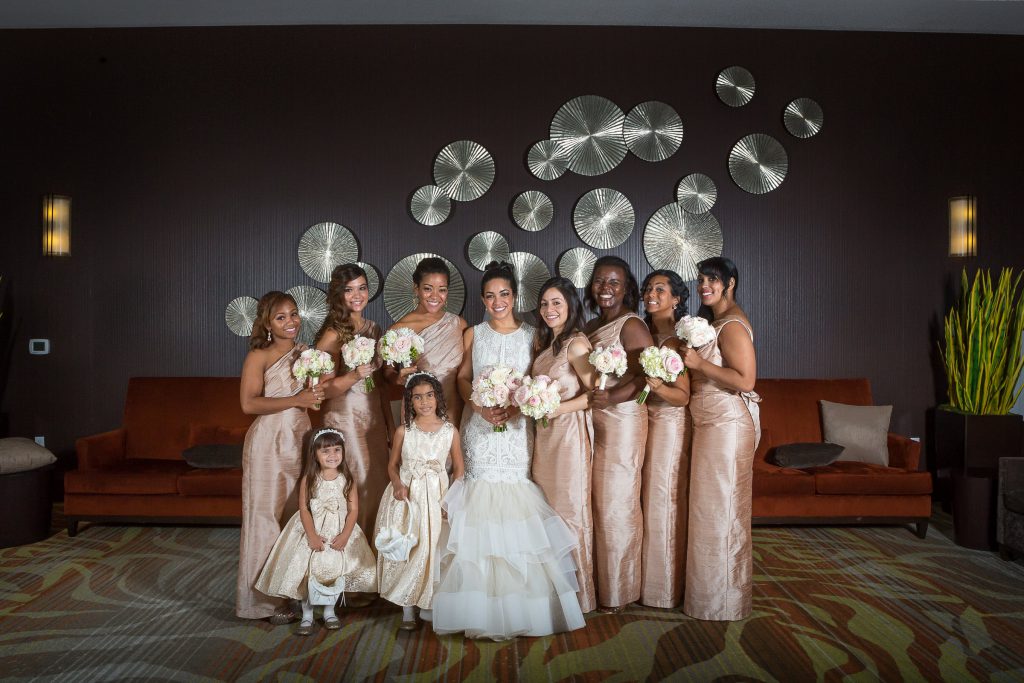 Wedding_party_and_family_portfolio_image_by_Chattanooga_based_Innamorata_Photography_ArielleBrandonWed00334C
