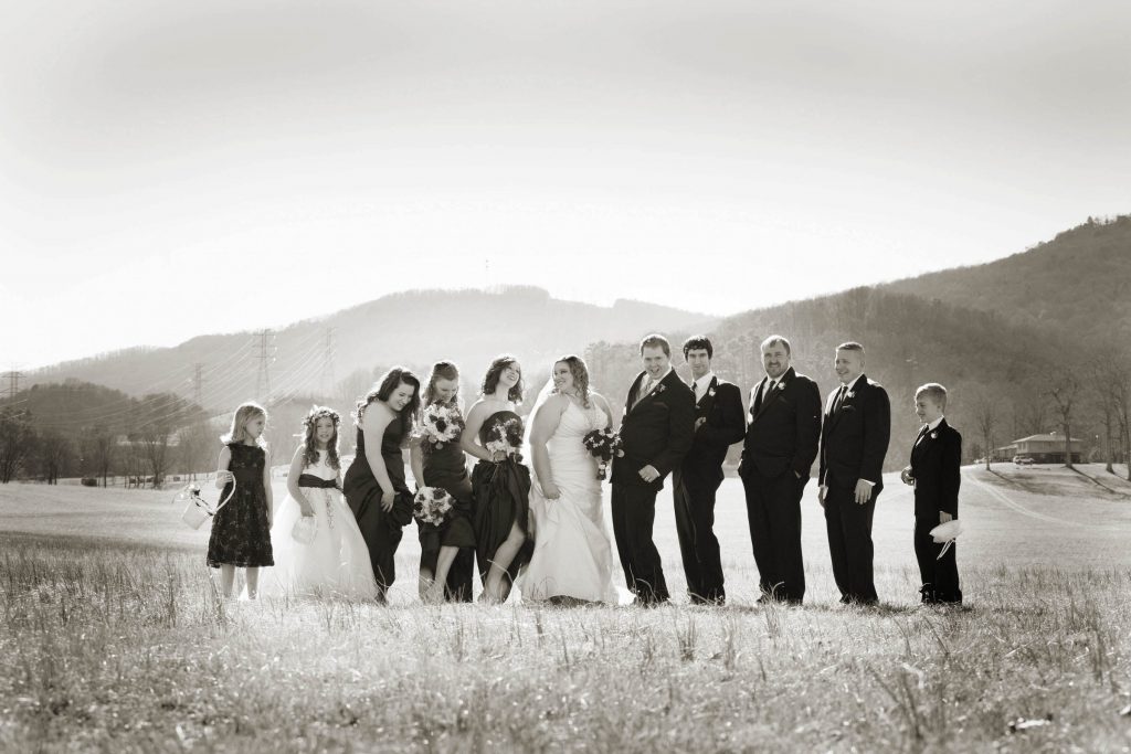 Wedding_party_and_family_portfolio_image_by_Chattanooga_based_Innamorata_Photography_BethanyChrisWed00246_M