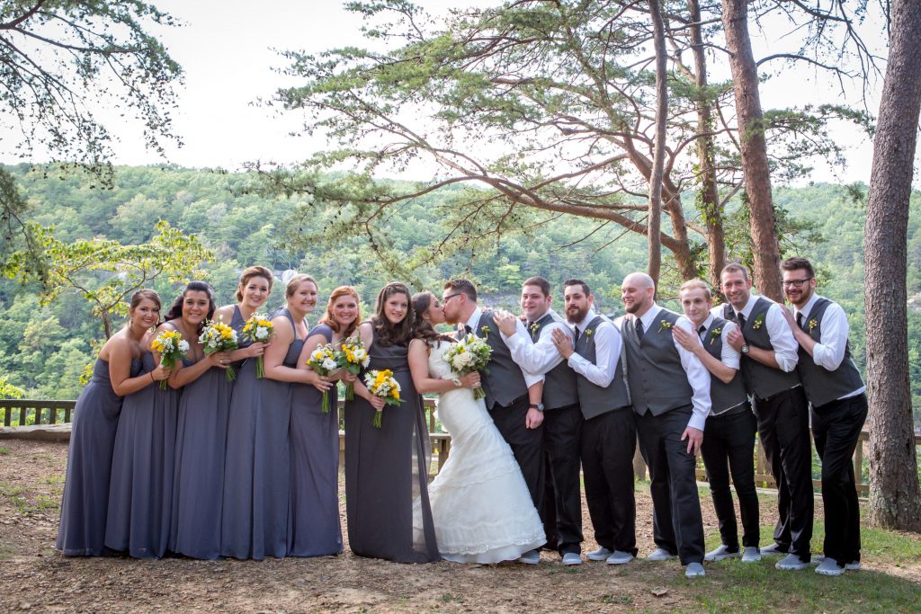 Wedding_party_and_family_portfolio_image_by_Chattanooga_based_Innamorata_Photography_ErrinNickWed0502C