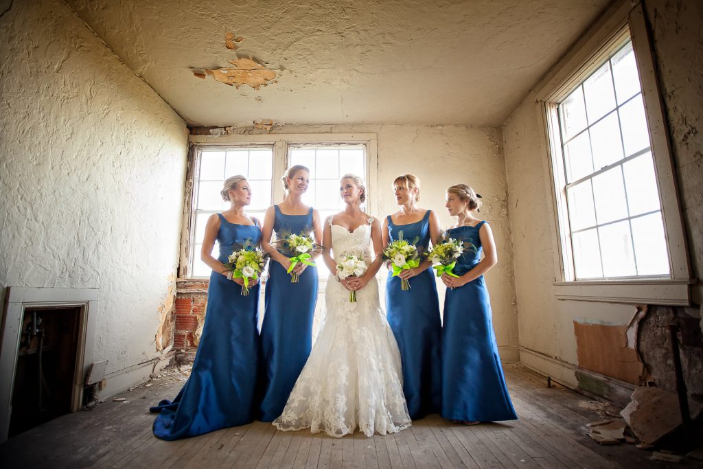 Wedding_party_and_family_portfolio_image_by_Chattanooga_based_Innamorata_Photography_LindyMichaelWED00150C-Edit