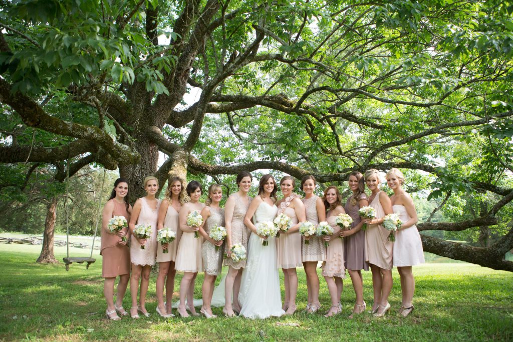 Wedding_party_and_family_portfolio_image_by_Chattanooga_based_Innamorata_Photography_SR0A0245-2