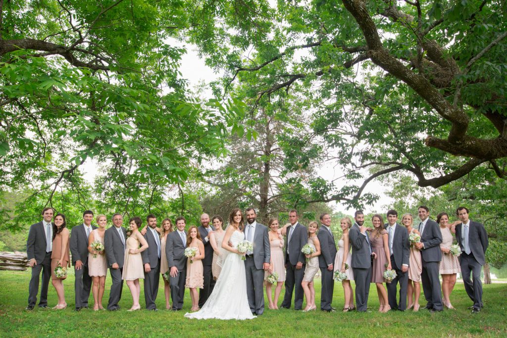 Wedding_party_and_family_portfolio_image_by_Chattanooga_based_Innamorata_Photography_SR0A0473-2-Edit